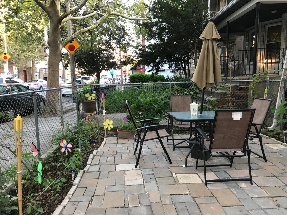 Classical American Homestay House New York Exterior foto